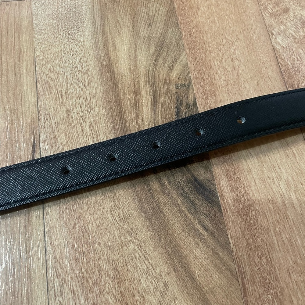 Michael Kors Reversible Belt - Picture 3 of 6